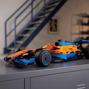 Lego McLaren F1 cover