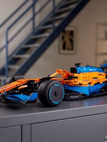 Lego McLaren F1 cover